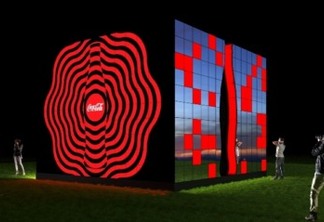 SRCOM cria instalação artística para a Coca-Cola no LollaBR
