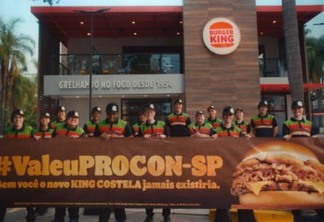 O Burger King® repensou as atitudes do passado e está lançando um novo sanduíche, o King Costela que chegou trazendo costela desfiada para o cardápio do BK®, inaugurando sua nova linha de sanduíches premium – The Kings.