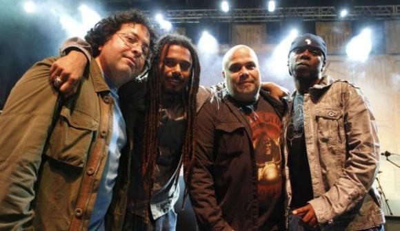 O Rappa encerra o Claro Rock em Belo Horizonte.